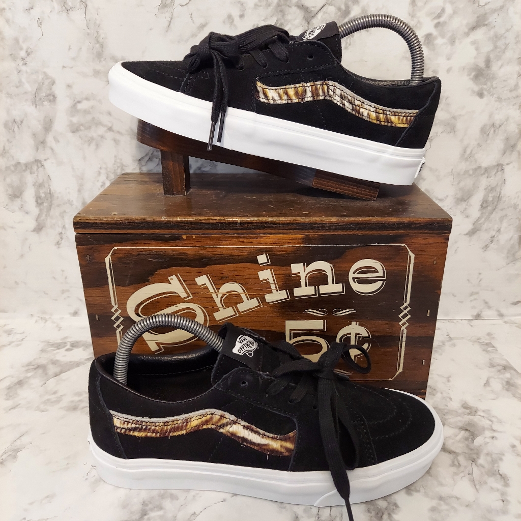 Brand New Vans Sk8 Tiger Low